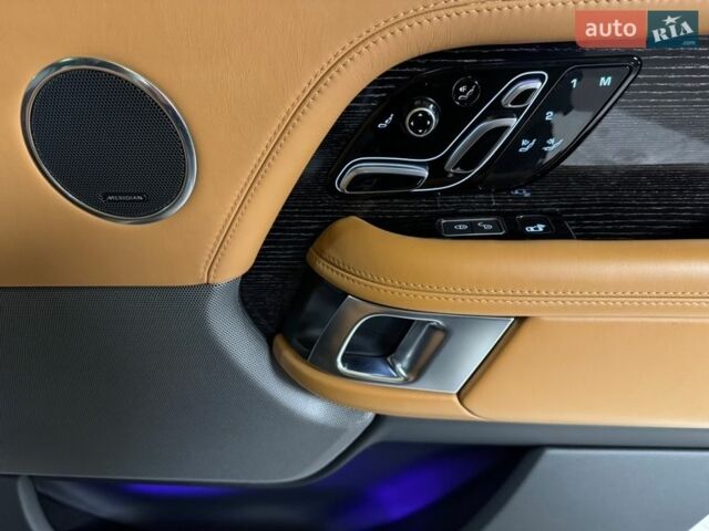 Чорний Ленд Ровер Рендж Ровер, об'ємом двигуна 4.37 л та пробігом 115 тис. км за 88000 $, фото 37 на Automoto.ua