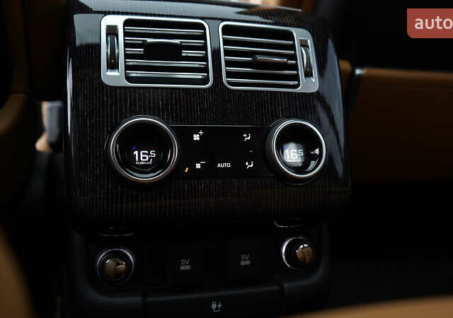 Черный Ленд Ровер Рендж Ровер, объемом двигателя 4.37 л и пробегом 128 тыс. км за 79500 $, фото 65 на Automoto.ua