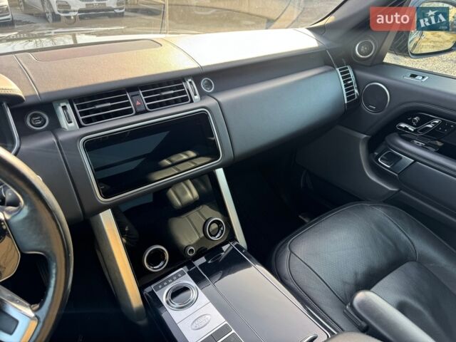 Чорний Ленд Ровер Рендж Ровер, об'ємом двигуна 3 л та пробігом 174 тис. км за 49900 $, фото 32 на Automoto.ua