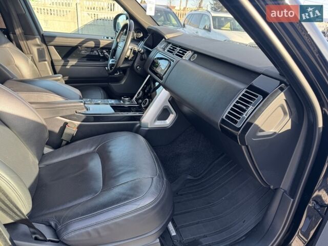 Чорний Ленд Ровер Рендж Ровер, об'ємом двигуна 3 л та пробігом 174 тис. км за 49900 $, фото 19 на Automoto.ua