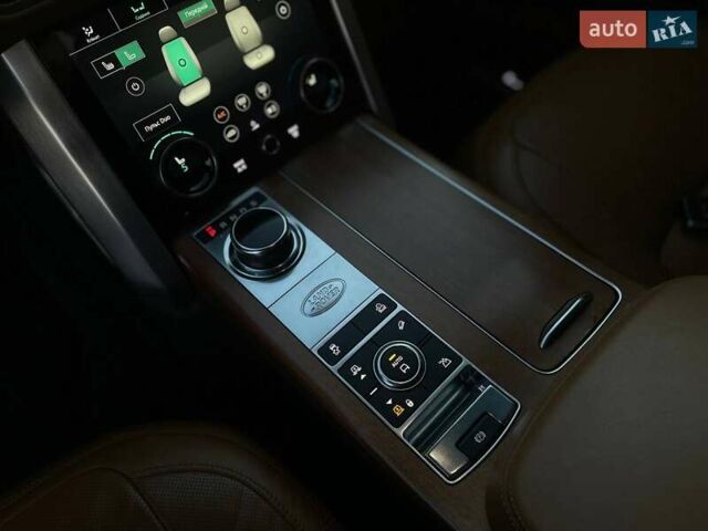 Черный Ленд Ровер Рендж Ровер, объемом двигателя 4.37 л и пробегом 137 тыс. км за 69000 $, фото 16 на Automoto.ua