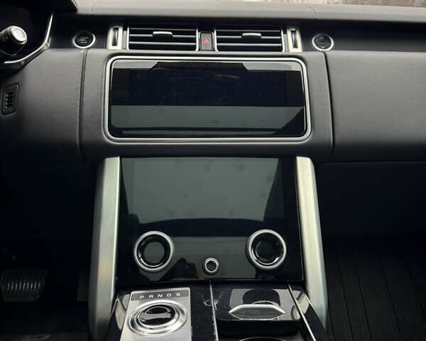 Черный Ленд Ровер Рендж Ровер, объемом двигателя 3 л и пробегом 112 тыс. км за 65000 $, фото 15 на Automoto.ua