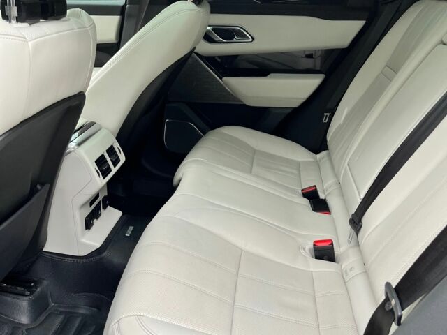 Чорний Ленд Ровер Рендж Ровер, об'ємом двигуна 2 л та пробігом 91 тис. км за 39500 $, фото 12 на Automoto.ua