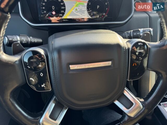 Чорний Ленд Ровер Рендж Ровер, об'ємом двигуна 3 л та пробігом 174 тис. км за 49900 $, фото 26 на Automoto.ua