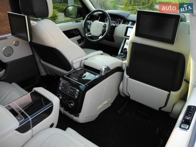 Чорний Ленд Ровер Рендж Ровер, об'ємом двигуна 4.37 л та пробігом 115 тис. км за 112000 $, фото 35 на Automoto.ua