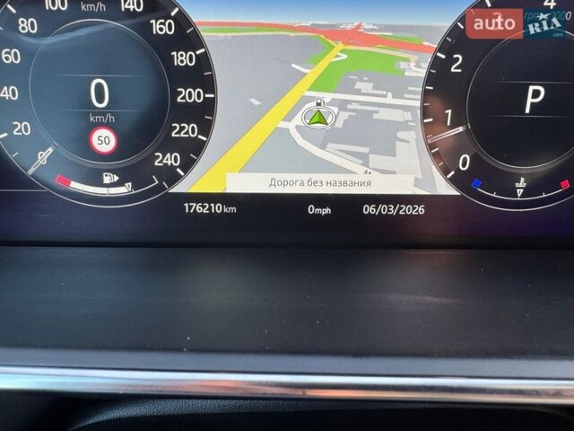 Чорний Ленд Ровер Рендж Ровер, об'ємом двигуна 3 л та пробігом 174 тис. км за 49900 $, фото 25 на Automoto.ua