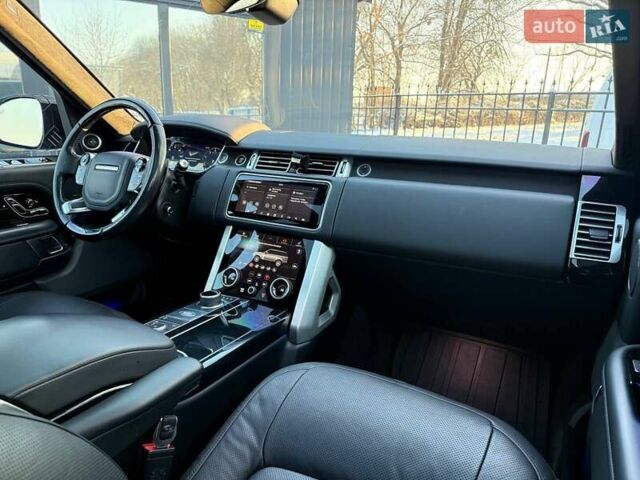 Чорний Ленд Ровер Рендж Ровер, об'ємом двигуна 5 л та пробігом 163 тис. км за 63000 $, фото 35 на Automoto.ua