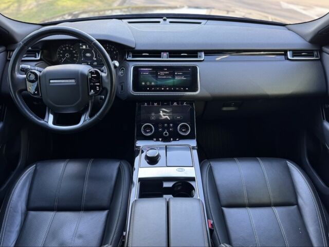 Чорний Ленд Ровер Рендж Ровер, об'ємом двигуна 2 л та пробігом 90 тис. км за 35500 $, фото 2 на Automoto.ua