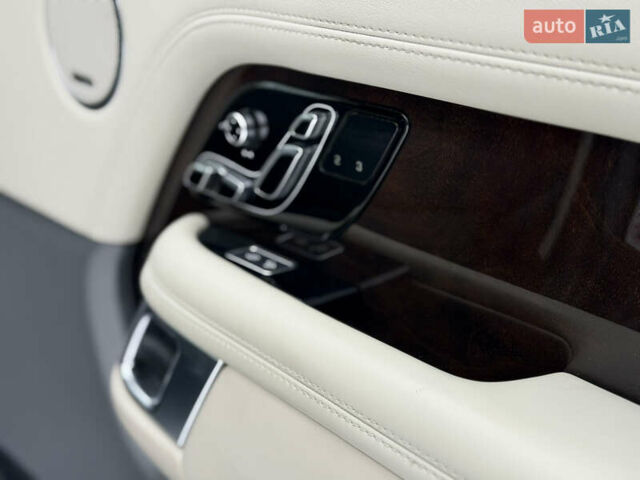 Черный Ленд Ровер Рендж Ровер, объемом двигателя 5 л и пробегом 163 тыс. км за 57000 $, фото 23 на Automoto.ua