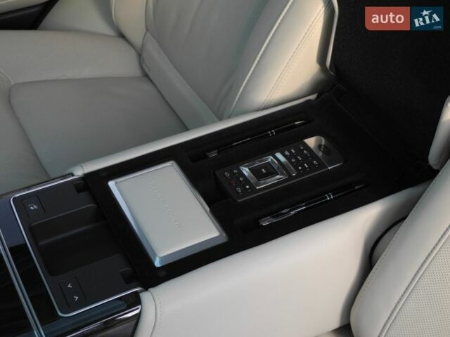 Чорний Ленд Ровер Рендж Ровер, об'ємом двигуна 4.37 л та пробігом 115 тис. км за 112000 $, фото 37 на Automoto.ua