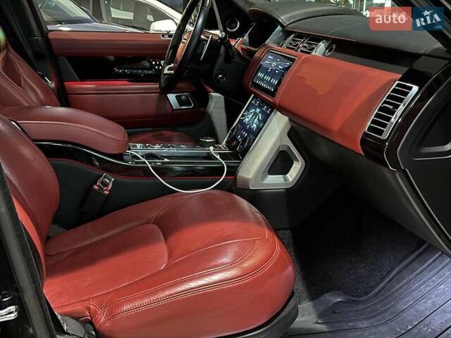 Чорний Ленд Ровер Рендж Ровер, об'ємом двигуна 5 л та пробігом 97 тис. км за 67490 $, фото 26 на Automoto.ua