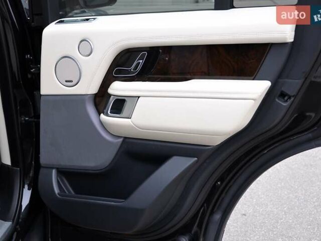 Чорний Ленд Ровер Рендж Ровер, об'ємом двигуна 5 л та пробігом 115 тис. км за 82999 $, фото 38 на Automoto.ua