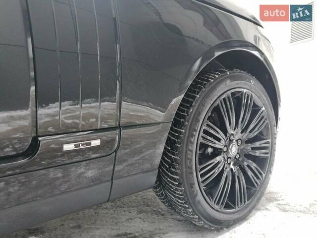 Черный Ленд Ровер Рендж Ровер, объемом двигателя 5 л и пробегом 113 тыс. км за 82000 $, фото 5 на Automoto.ua