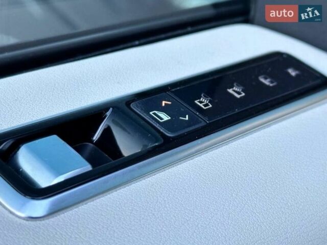 Черный Ленд Ровер Рендж Ровер, объемом двигателя 5 л и пробегом 125 тыс. км за 79900 $, фото 37 на Automoto.ua