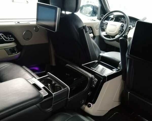 Черный Ленд Ровер Рендж Ровер, объемом двигателя 5 л и пробегом 113 тыс. км за 82000 $, фото 3 на Automoto.ua