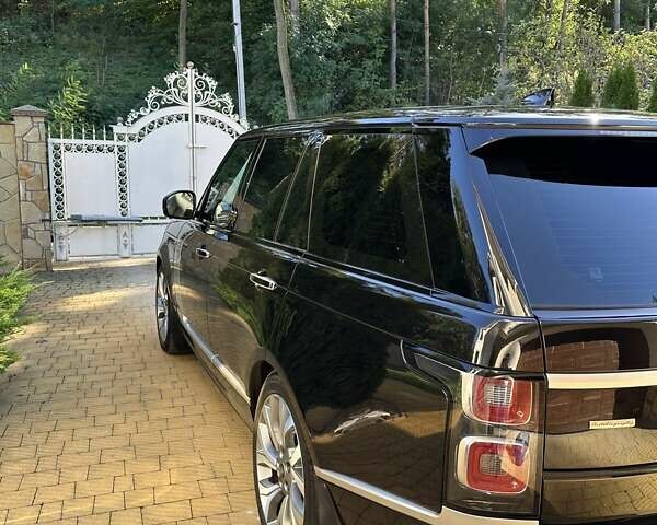 Чорний Ленд Ровер Рендж Ровер, об'ємом двигуна 4.37 л та пробігом 143 тис. км за 84999 $, фото 5 на Automoto.ua