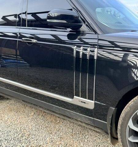 Черный Ленд Ровер Рендж Ровер, объемом двигателя 5 л и пробегом 78 тыс. км за 87000 $, фото 13 на Automoto.ua