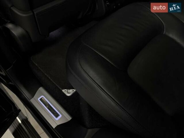 Черный Ленд Ровер Рендж Ровер, объемом двигателя 4.37 л и пробегом 139 тыс. км за 82500 $, фото 51 на Automoto.ua