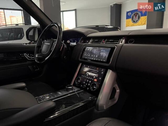 Черный Ленд Ровер Рендж Ровер, объемом двигателя 4.37 л и пробегом 139 тыс. км за 82500 $, фото 56 на Automoto.ua