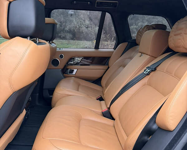 Черный Ленд Ровер Рендж Ровер, объемом двигателя 4.37 л и пробегом 95 тыс. км за 90500 $, фото 38 на Automoto.ua