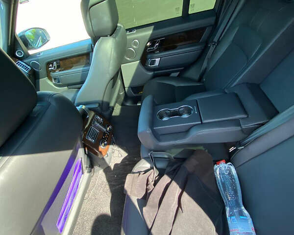 Чорний Ленд Ровер Рендж Ровер, об'ємом двигуна 2.99 л та пробігом 126 тис. км за 62000 $, фото 4 на Automoto.ua