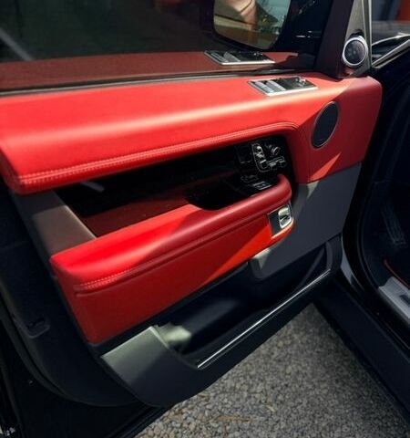 Черный Ленд Ровер Рендж Ровер, объемом двигателя 5 л и пробегом 78 тыс. км за 87000 $, фото 47 на Automoto.ua