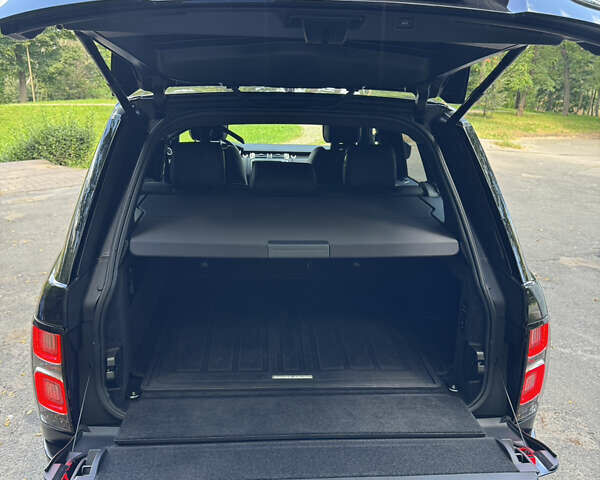 Черный Ленд Ровер Рендж Ровер, объемом двигателя 3 л и пробегом 69 тыс. км за 69000 $, фото 28 на Automoto.ua