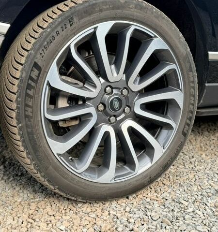 Черный Ленд Ровер Рендж Ровер, объемом двигателя 5 л и пробегом 78 тыс. км за 87000 $, фото 21 на Automoto.ua