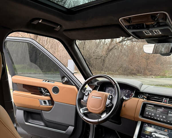 Черный Ленд Ровер Рендж Ровер, объемом двигателя 4.37 л и пробегом 95 тыс. км за 90500 $, фото 47 на Automoto.ua