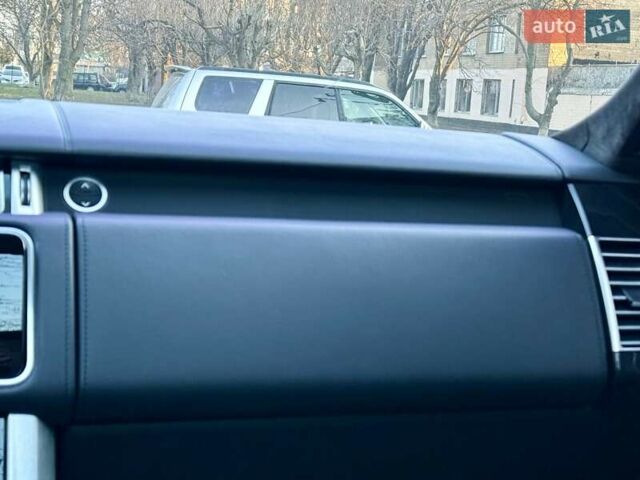 Черный Ленд Ровер Рендж Ровер, объемом двигателя 4.37 л и пробегом 121 тыс. км за 89999 $, фото 72 на Automoto.ua