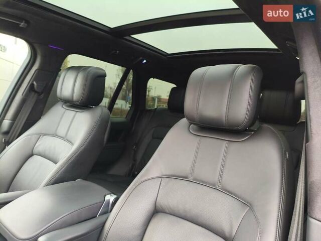 Черный Ленд Ровер Рендж Ровер, объемом двигателя 3 л и пробегом 68 тыс. км за 73947 $, фото 53 на Automoto.ua