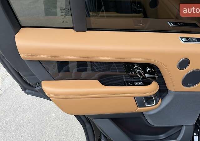 Черный Ленд Ровер Рендж Ровер, объемом двигателя 4.37 л и пробегом 52 тыс. км за 115000 $, фото 10 на Automoto.ua