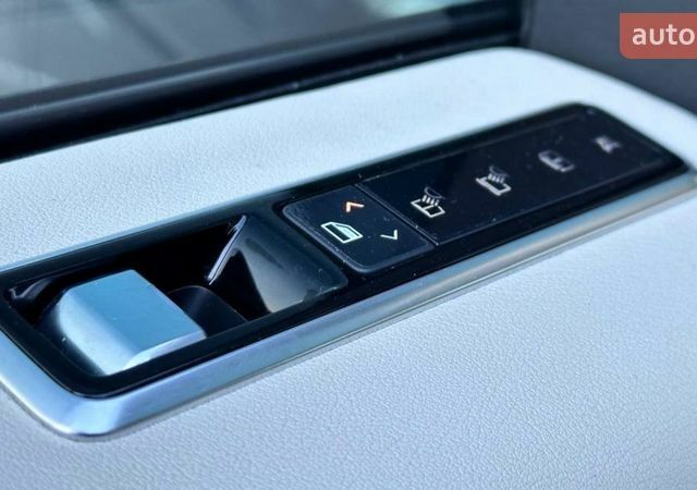 Чорний Ленд Ровер Рендж Ровер, об'ємом двигуна 5 л та пробігом 122 тис. км за 79999 $, фото 37 на Automoto.ua