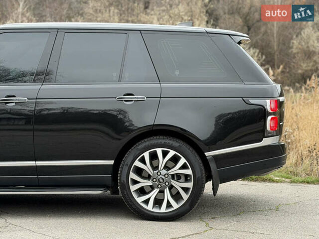Черный Ленд Ровер Рендж Ровер, объемом двигателя 4.37 л и пробегом 95 тыс. км за 90500 $, фото 6 на Automoto.ua