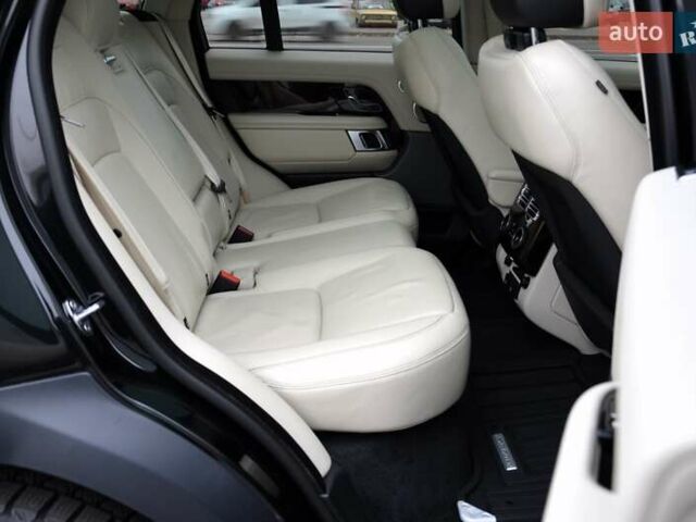 Чорний Ленд Ровер Рендж Ровер, об'ємом двигуна 5 л та пробігом 115 тис. км за 79999 $, фото 40 на Automoto.ua