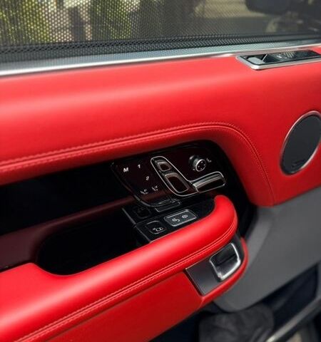 Черный Ленд Ровер Рендж Ровер, объемом двигателя 5 л и пробегом 78 тыс. км за 87000 $, фото 30 на Automoto.ua