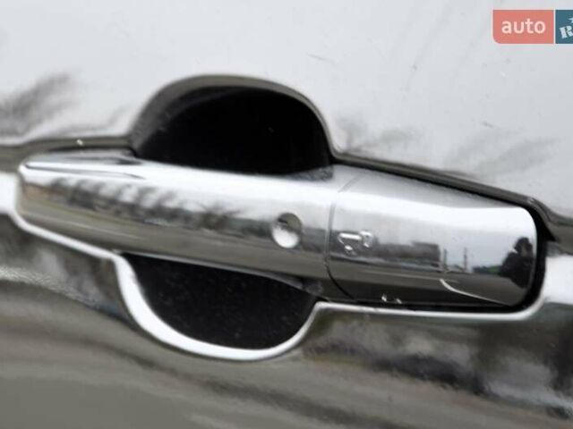 Черный Ленд Ровер Рендж Ровер, объемом двигателя 5 л и пробегом 115 тыс. км за 82999 $, фото 18 на Automoto.ua