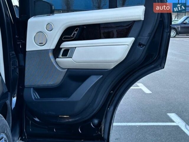 Черный Ленд Ровер Рендж Ровер, объемом двигателя 5 л и пробегом 125 тыс. км за 79900 $, фото 40 на Automoto.ua