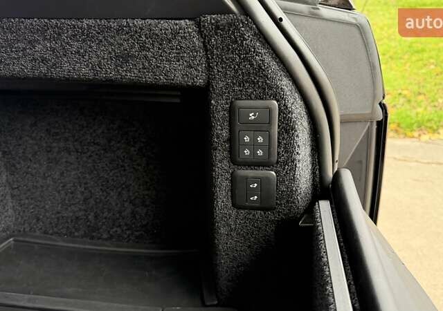 Черный Ленд Ровер Рендж Ровер, объемом двигателя 4.37 л и пробегом 52 тыс. км за 115000 $, фото 21 на Automoto.ua