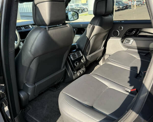 Черный Ленд Ровер Рендж Ровер, объемом двигателя 3 л и пробегом 115 тыс. км за 90900 $, фото 9 на Automoto.ua