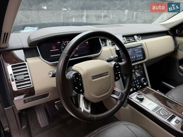 Чорний Ленд Ровер Рендж Ровер, об'ємом двигуна 3 л та пробігом 100 тис. км за 63000 $, фото 14 на Automoto.ua