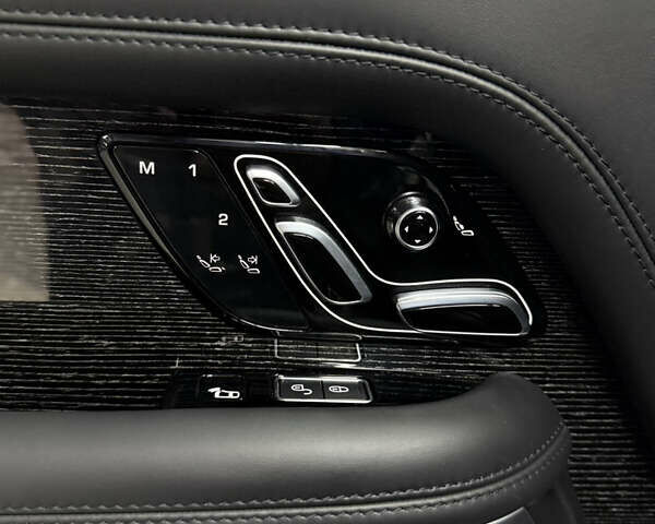 Чорний Ленд Ровер Рендж Ровер, об'ємом двигуна 4.37 л та пробігом 124 тис. км за 88000 $, фото 19 на Automoto.ua