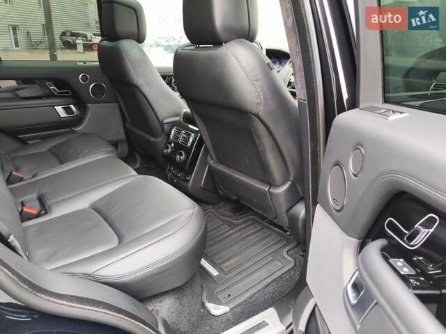 Черный Ленд Ровер Рендж Ровер, объемом двигателя 3 л и пробегом 68 тыс. км за 73947 $, фото 40 на Automoto.ua