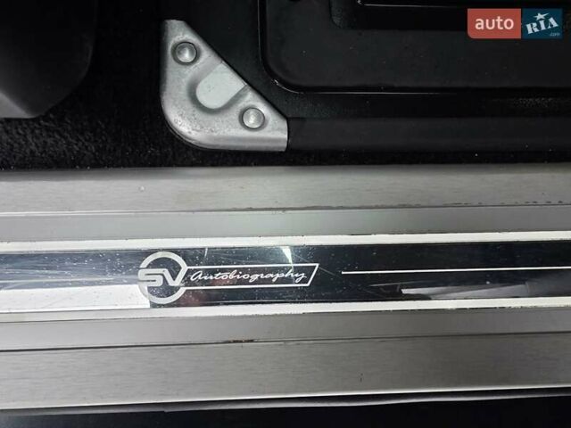 Чорний Ленд Ровер Рендж Ровер, об'ємом двигуна 5 л та пробігом 118 тис. км за 90000 $, фото 13 на Automoto.ua