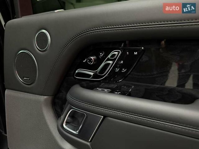 Черный Ленд Ровер Рендж Ровер, объемом двигателя 4.37 л и пробегом 139 тыс. км за 82500 $, фото 54 на Automoto.ua