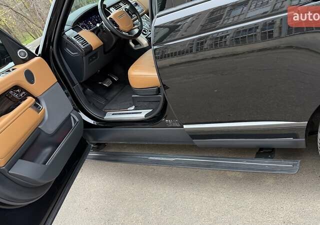 Черный Ленд Ровер Рендж Ровер, объемом двигателя 4.37 л и пробегом 52 тыс. км за 115000 $, фото 8 на Automoto.ua