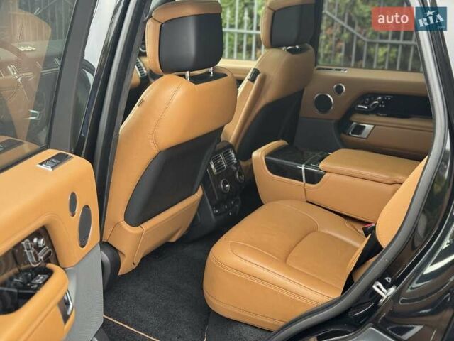 Чорний Ленд Ровер Рендж Ровер, об'ємом двигуна 4.37 л та пробігом 91 тис. км за 84999 $, фото 7 на Automoto.ua