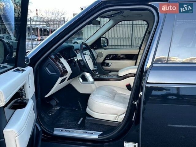 Черный Ленд Ровер Рендж Ровер, объемом двигателя 5 л и пробегом 125 тыс. км за 79900 $, фото 32 на Automoto.ua