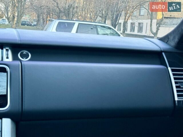 Чорний Ленд Ровер Рендж Ровер, об'ємом двигуна 4.37 л та пробігом 121 тис. км за 89999 $, фото 72 на Automoto.ua