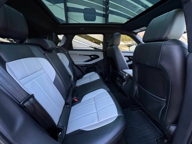 Черный Ленд Ровер Рендж Ровер, объемом двигателя 2 л и пробегом 34 тыс. км за 17900 $, фото 13 на Automoto.ua